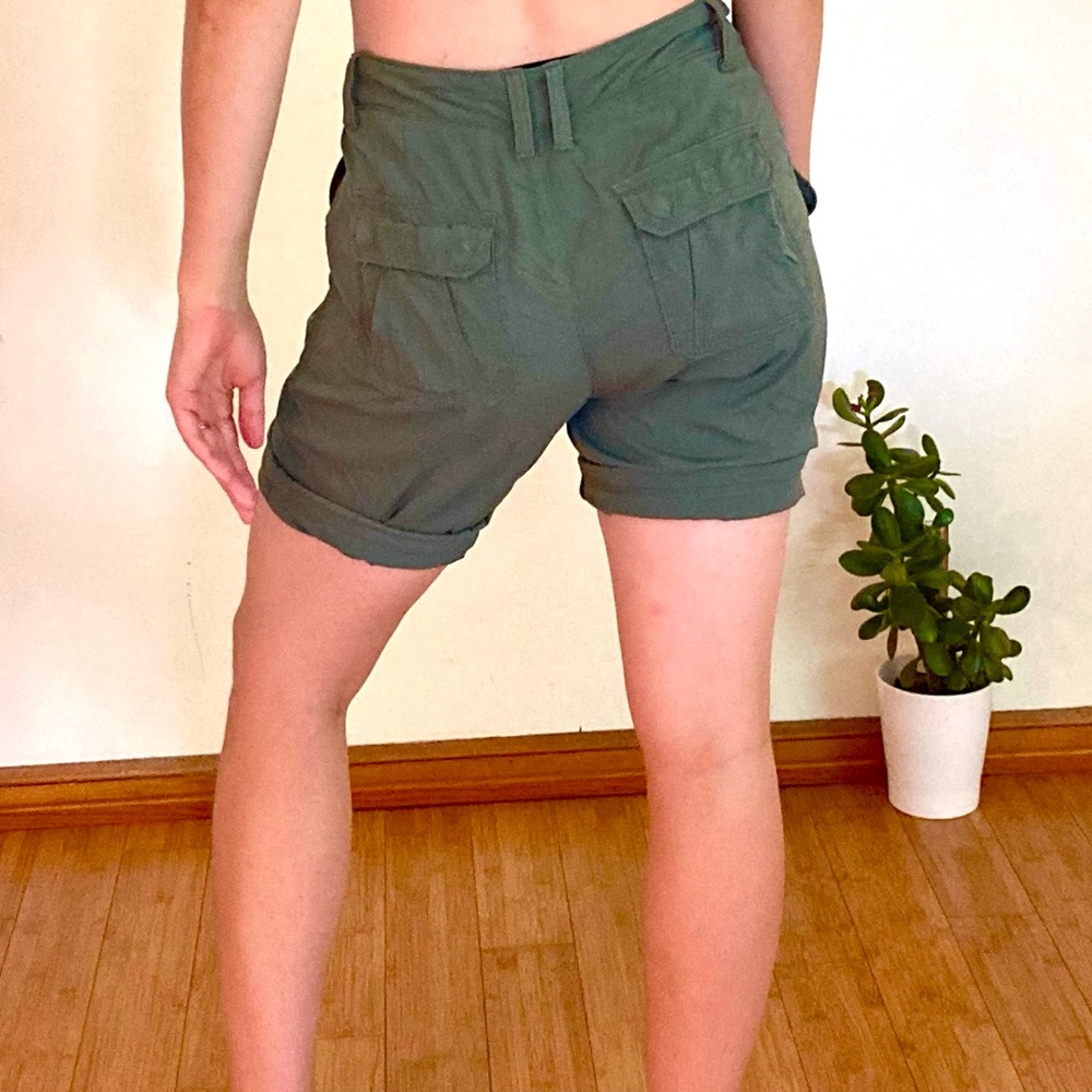 Athleta Trekkie Shorts